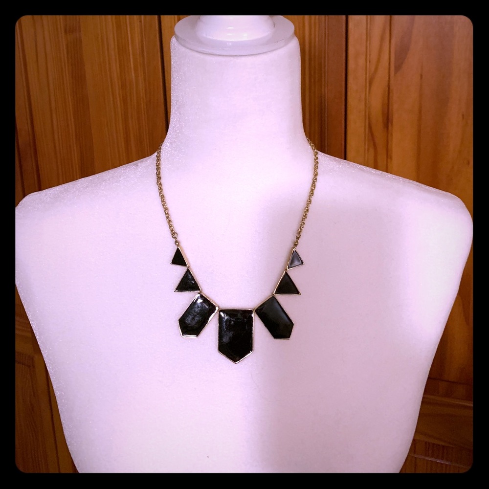 Never worn geometric pattern necklace